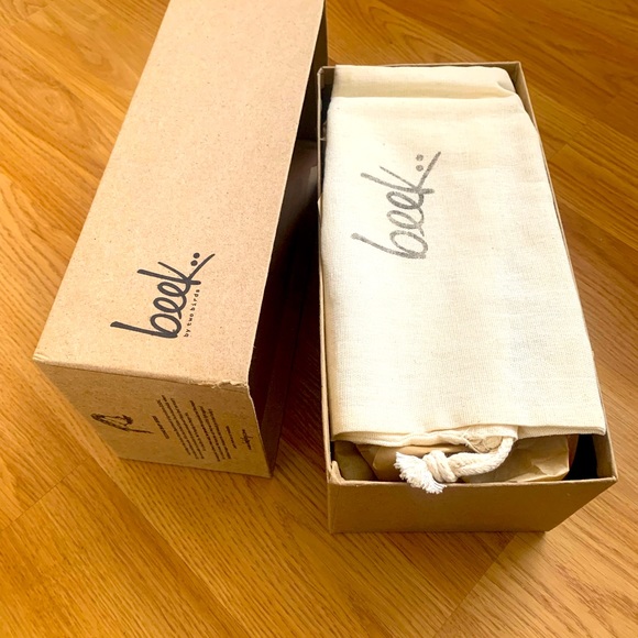 Beek Hawk Sandal in Tan Snake Sz 8 - Picture 11 of 11